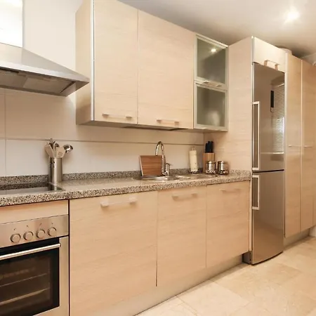 شقة Nice In Benahavs With 2 Bedrooms, Outdoor Swimming Pool And Swimming Pool